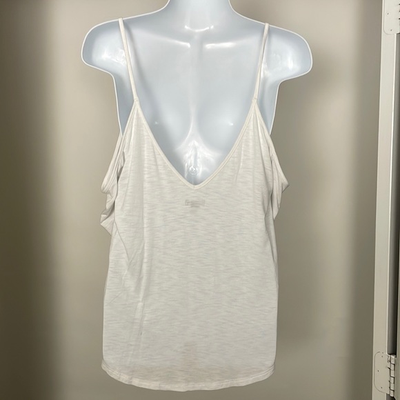 Aerie/AEO white cold shoulder top - Picture 4 of 6